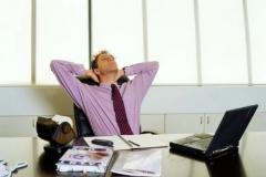 面对职场困境，三件事做到，便能逆袭反转