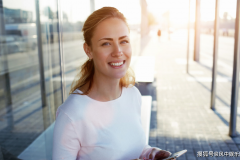 高情商的人混职场都有特殊的本领，细节决定成败，你努力了吗